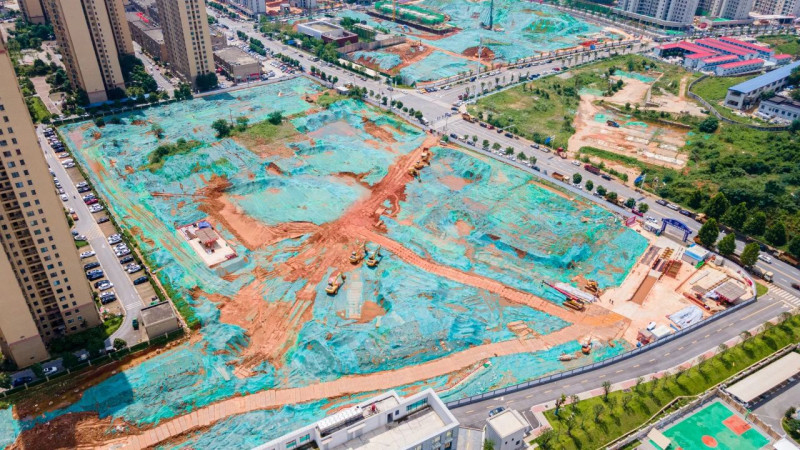 坪塘北片保障性住房（三期）项目施工现场。资料图片