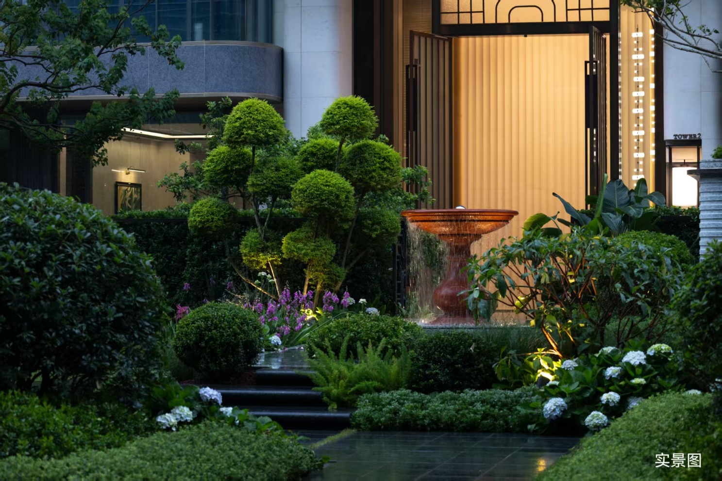 花园里有房子AI 生成的内容可能不正确。