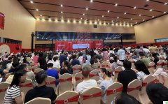 深圳3盘齐开 现场人海 要